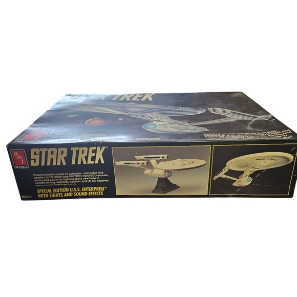 Star Trek U.S.S. Enterprise Model Kit Special Ed. Lights,sound,collectable - Picture 2 of 11
